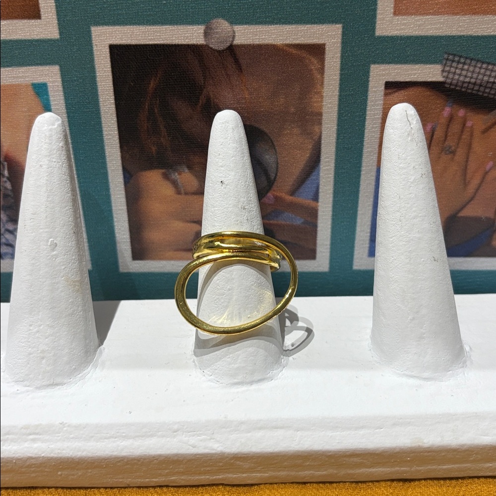 Gold Hoop Ring - 18K gold